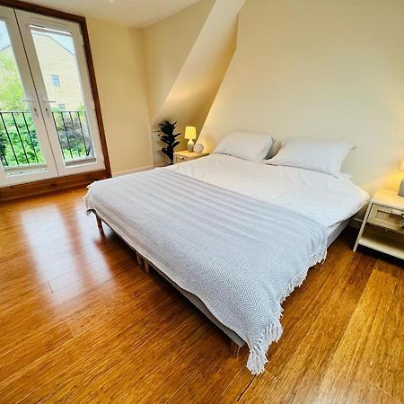Family Home In Hampshire - Sleeps Up To 9 People With 3 Parking Spaces Winchester Ngoại thất bức ảnh